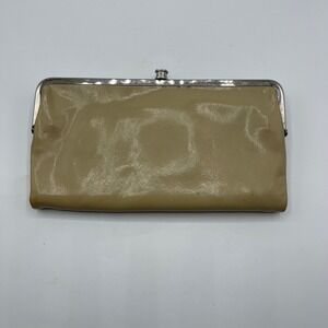 HOBO Lauren‎ Wallet Cream Double-Frame Clutch Kisslock Bifold Multipocket Glossy